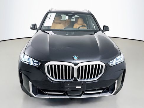 Used 2026 BMW X5 xDrive40i AWD/4WD image 2
