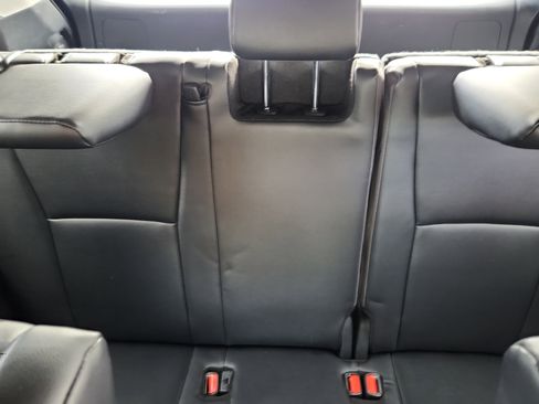 Certified 2025 Toyota Highlander XLE image 24