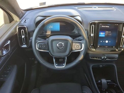 Used 2023 Volvo C40 P8 Recharge Ultimate w/ Protection Package Premier image 16