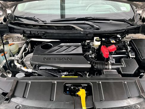 Certified 2025 Nissan Rogue Platinum w/ Platinum Premium Package image 30