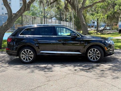 Used 2018 Audi Q7 3.0T Premium Plus w/ Premium Plus Package AWD/4WD image 6