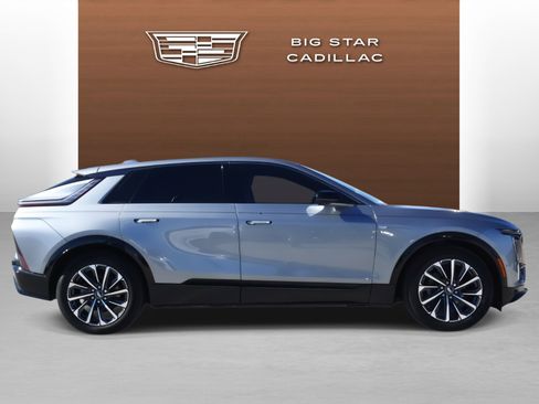 Certified 2024 Cadillac Lyriq Sport w/ LPO, Floor Liner Package image 6