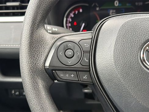Certified 2024 Toyota RAV4 XLE image 25