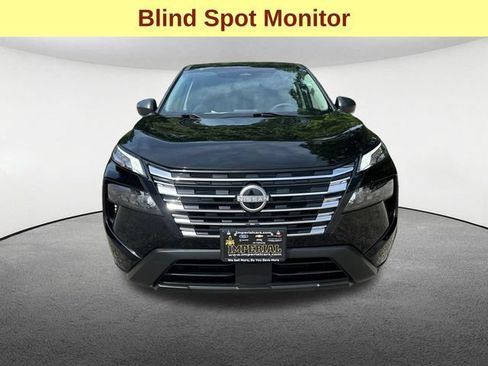 Used 2024 Nissan Rogue S AWD/4WD image 4