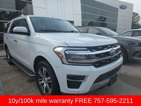 Used 2022 Ford Expedition Limited image 2
