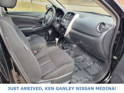 Used 2018 Nissan Versa SV w/ SV Special Edition Package image 49