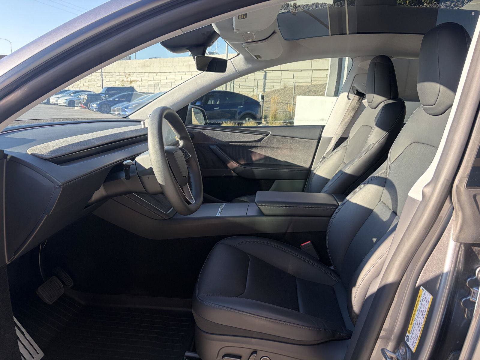 Used 2026 Tesla Model Y AWD image 11