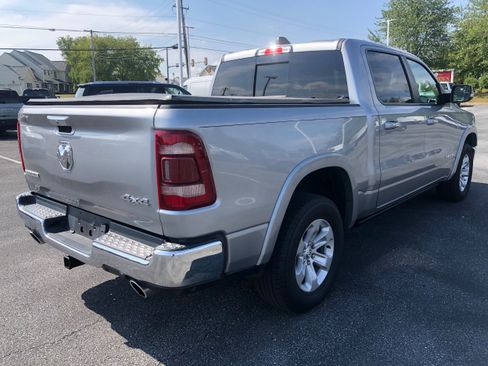 Used 2019 RAM 1500 Laramie image 5