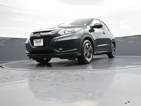 Used 2018 Honda HR-V EX image 25