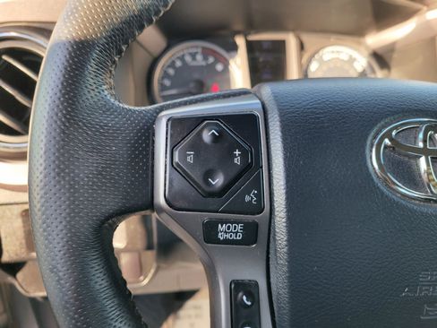 Used 2018 Toyota Tacoma SR5 image 27