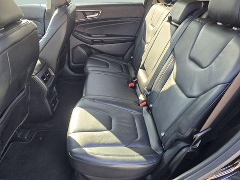 Used 2022 Ford Edge Titanium image 30