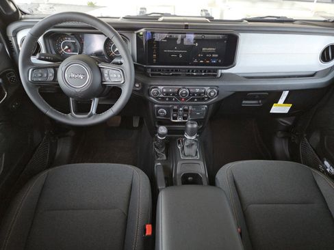 New 2025 Jeep Gladiator Sport AWD/4WD image 9