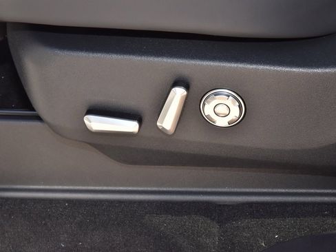 New 2025 Lincoln Navigator L Reserve w/ Jet Appearance Package AWD/4WD image 46