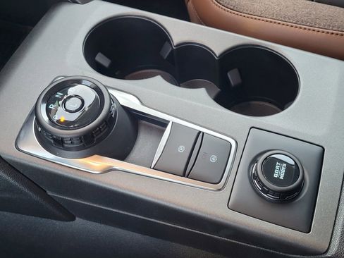 New 2025 Ford Bronco Sport Outer Banks w/ Outer Banks Tech Package+ image 11