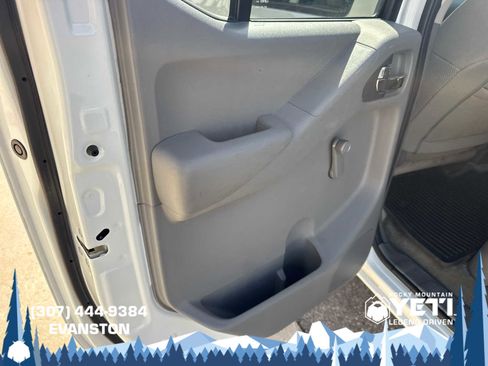 Used 2018 Nissan Frontier S image 20