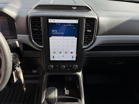 Used 2025 Ford Ranger XL w/ Trailer Tow Package image 20