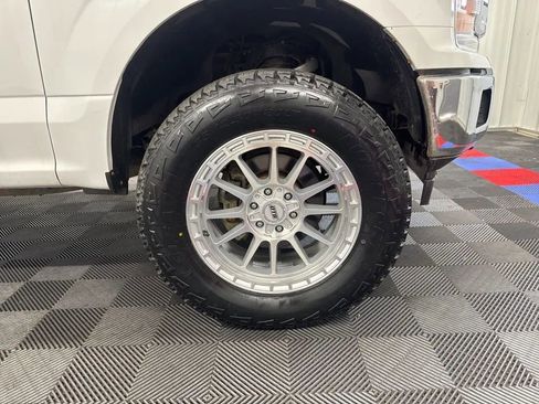Used 2020 Ford F150 XLT w/ Trailer Tow Package AWD/4WD image 25