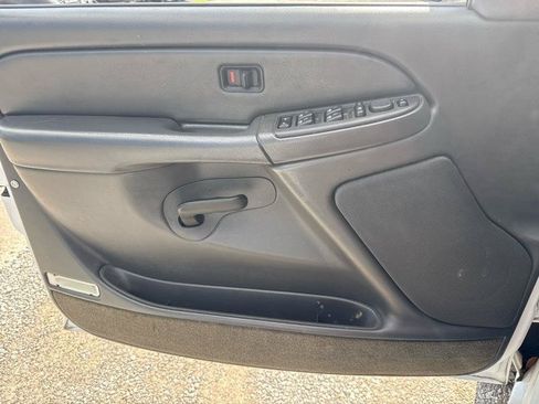 Used 2005 GMC Sierra 1500 SLE w/ Light Duty Power Package RWD image 13