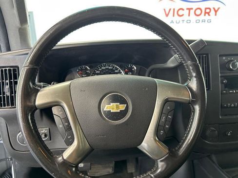 Used 2017 Chevrolet Express 3500 LT w/ LT Preferred Equipment Group RWD image 15