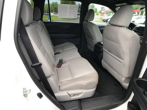 Certified 2024 Honda Passport EX-L image 10