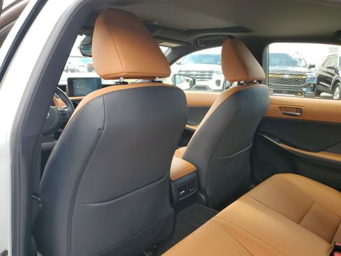 Used 2023 Lexus IS 300 IS 300 image 14