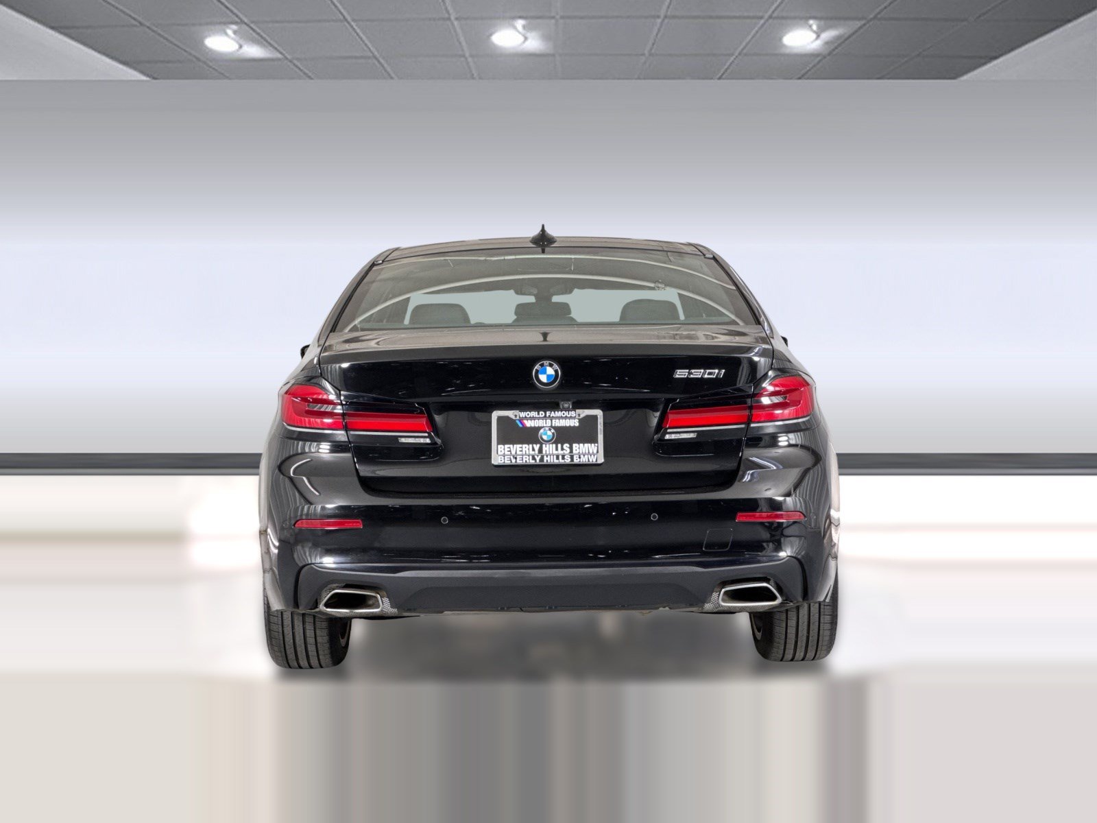Used 2023 BMW 530i w/ Convenience Package RWD image 10