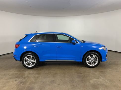 Used 2020 Audi Q3 2.0T Prestige w/ Prestige Package image 26