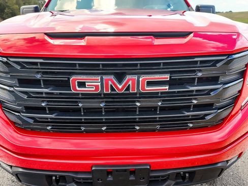 Used 2024 GMC Sierra 1500 Elevation image 49