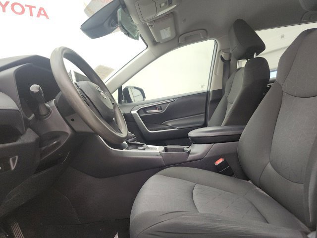 Used 2024 Toyota RAV4 XLE AWD/4WD image 15