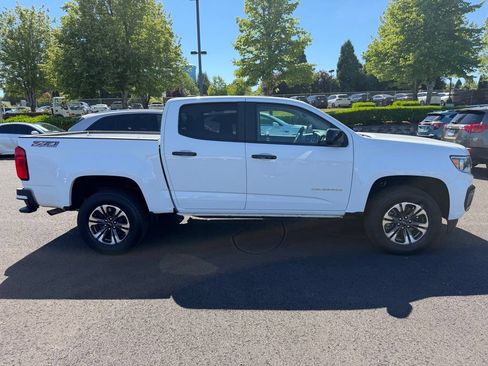 Used 2022 Chevrolet Colorado Z71 AWD/4WD image 8
