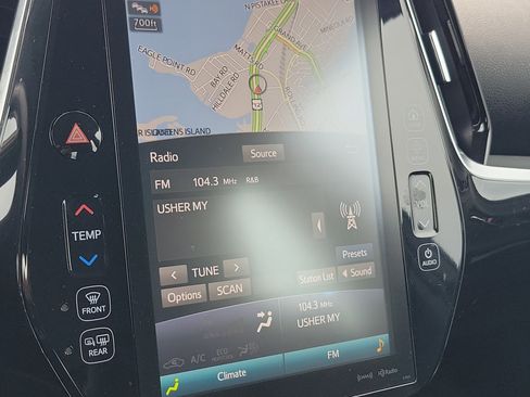 Used 2019 Toyota Prius Prime Premium image 25