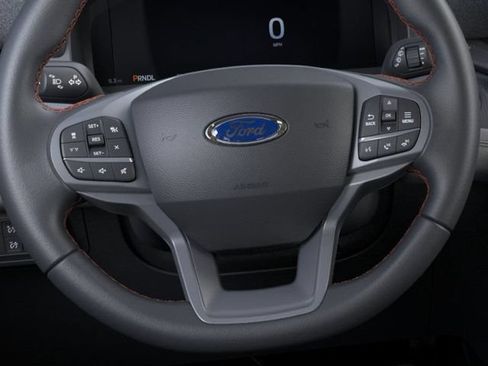 Used 2025 Ford Explorer Active w/ Active Comfort Package AWD/4WD image 12