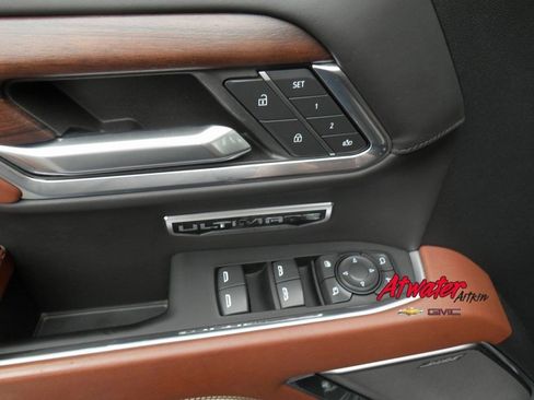 Used 2023 GMC Sierra 1500 Denali Ultimate image 14