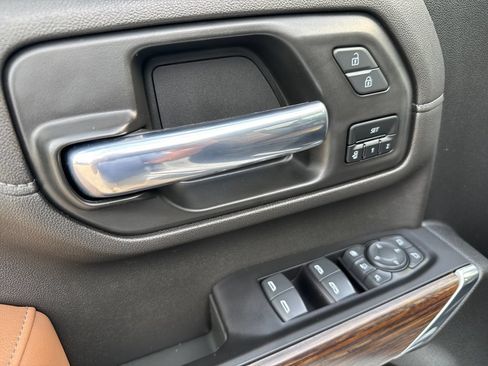 Used 2022 Chevrolet Silverado 2500 High Country w/ Z71 Off-Road Package AWD/4WD image 20