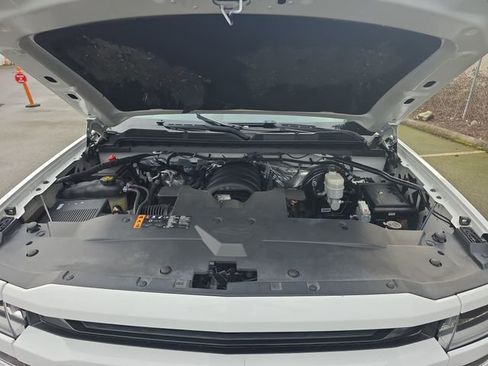 Used 2017 Chevrolet Silverado 1500 LT w/ All Star Edition image 29