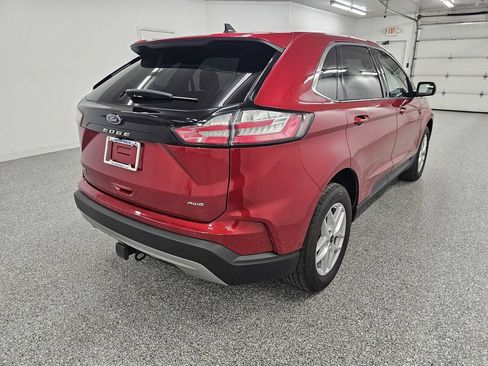 Used 2024 Ford Edge SEL w/ Convenience Package AWD/4WD image 4