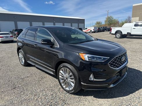 Used 2021 Ford Edge Titanium w/ Equipment Group 301A image 1