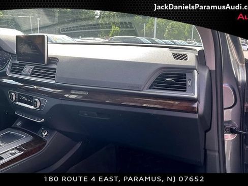Used 2019 Audi Q5 2.0T Premium Plus w/ Premium Plus Package AWD/4WD image 14