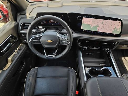 Used 2025 Chevrolet Tahoe Premier RWD image 29