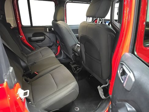 Used 2020 Jeep Gladiator Sport w/ Quick Order Package 24S image 17