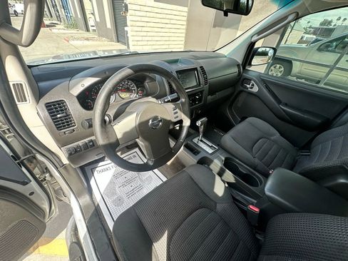 Used 2005 Nissan Frontier NISMO RWD image 18
