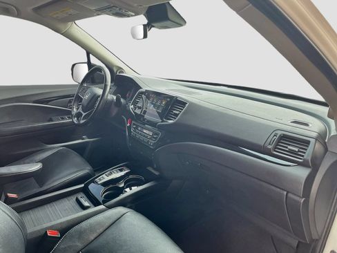 Used 2019 Honda Pilot Elite image 32