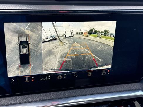 Used 2024 GMC Sierra 3500 Denali w/ Denali Reserve Package AWD/4WD image 17