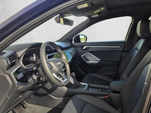 New 2025 Audi Q3 2.0T Premium image 13