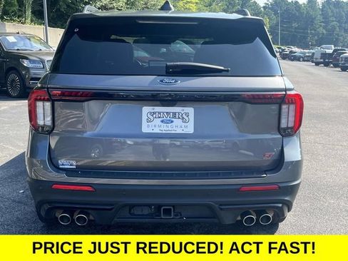 Certified 2025 Ford Explorer ST AWD/4WD image 5