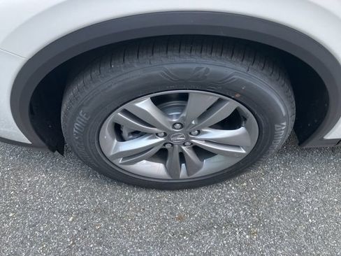 New 2026 Acura MDX SH-AWD image 2