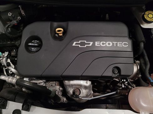 Used 2021 Chevrolet Spark LT FWD image 30