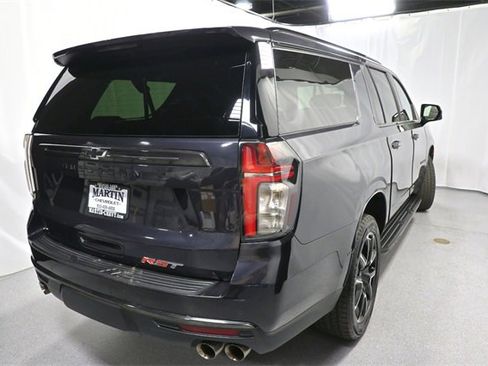 Certified 2022 Chevrolet Suburban RST w/ Sport Performance Package image 5