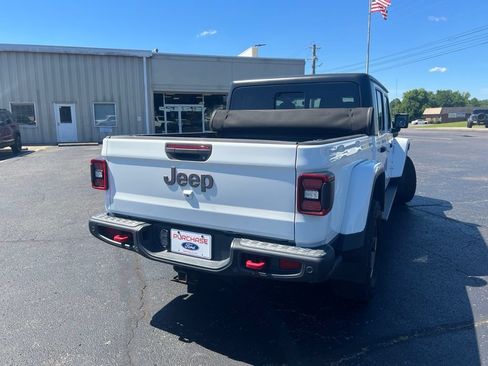 Used 2020 Jeep Gladiator Rubicon AWD/4WD image 4