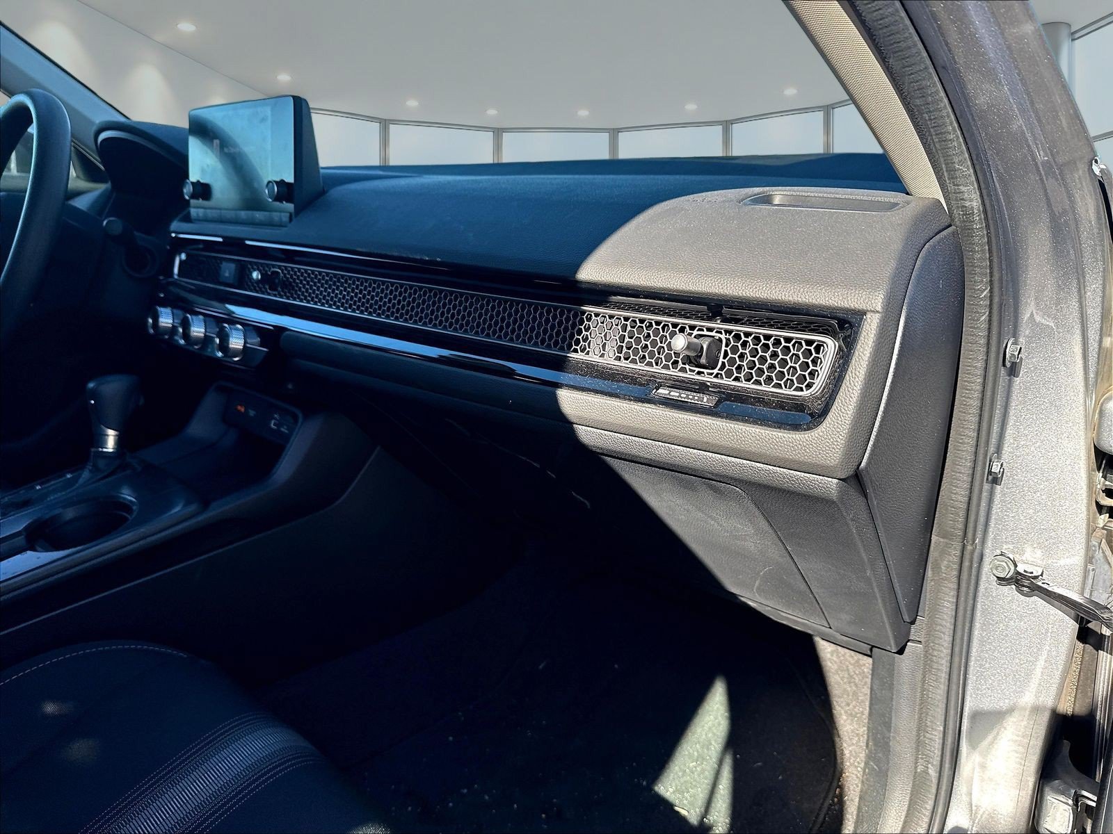 Certified 2024 Honda Civic LX image 29